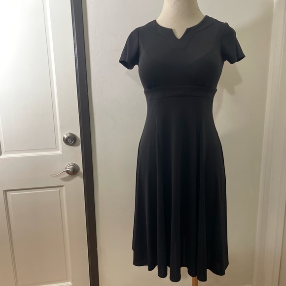 Cousin’s Concert Attire Black Formal V Neck A-line Midi Length Dress - Picture 3 of 6